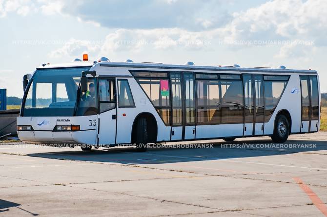 Международный аэропорт «Брянск» купил перронный автобус на 132 человека