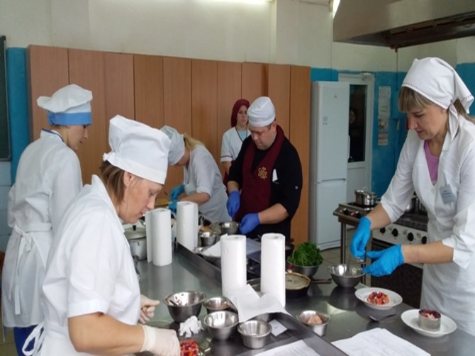 В Новозыбкове лучший повар работает в детском саду № 2