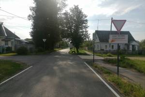В брянском поселке Белые Берега капитально отремонтировали улицу Чкалова