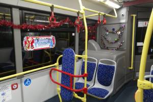 В Брянске к Новому году нарядили автобус №27 
