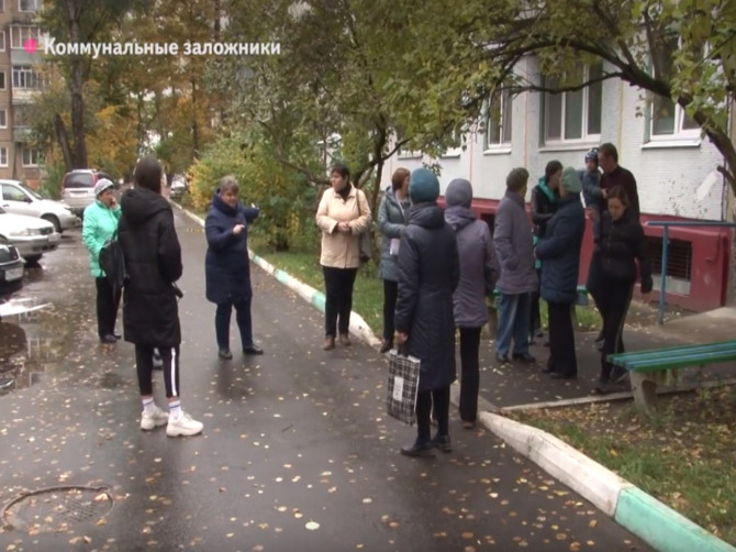 В Брянске жители хрущевки по улице Бурова не могут сменить УК