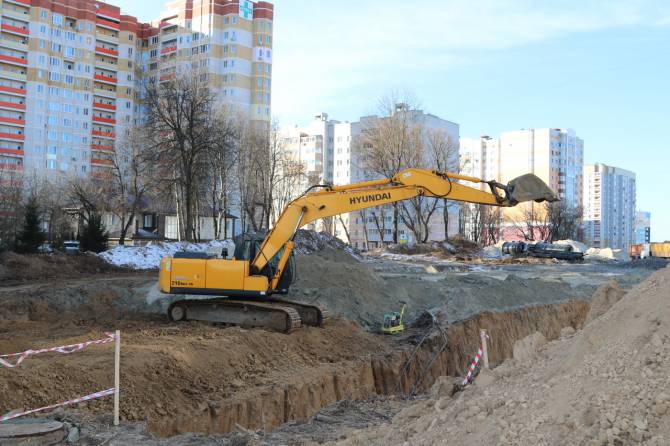 В Брянске продолжается строительство новой дороги по улице Советской