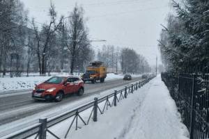 Брянских водителей предупредили о мокром снеге и гололедице