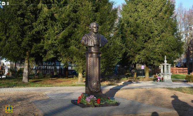 В монастыре под Карачевом открыли памятник генерал-прокурору сената Александру Самойлову