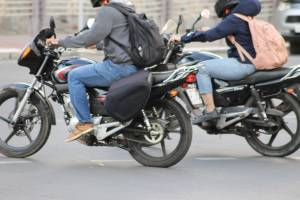 В Брянске на улице Куйбышева 22-летний автомобилист сбил мотоциклиста