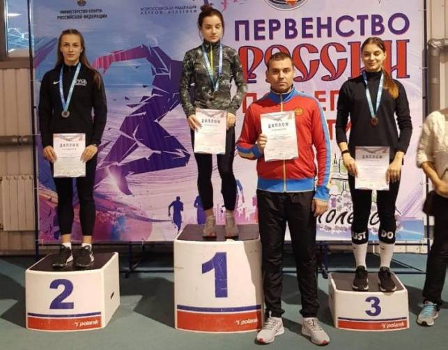 Брянская легкоатлетка выиграла две медали на Первенстве России