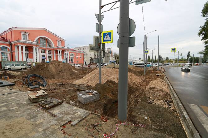 В Брянске завершается ремонт привокзальной площади