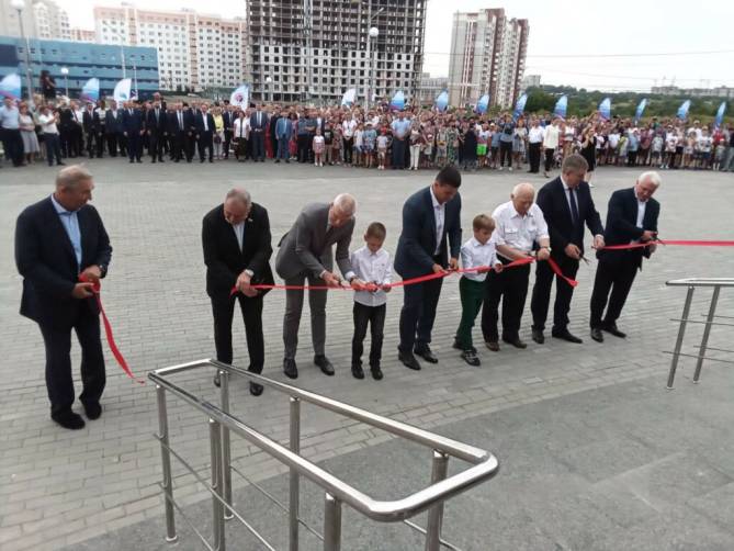 В Брянске торжественно открыли Дворец единоборств имени Артёма Осипенко