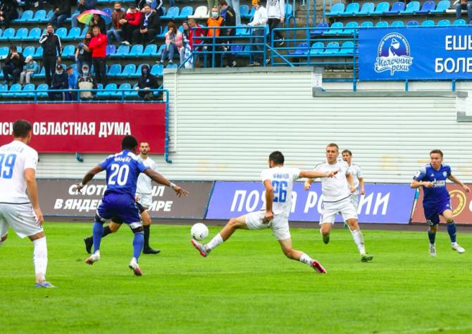 Брянское «Динамо» наказали за неправильную рекламу на первом матче ФНЛ