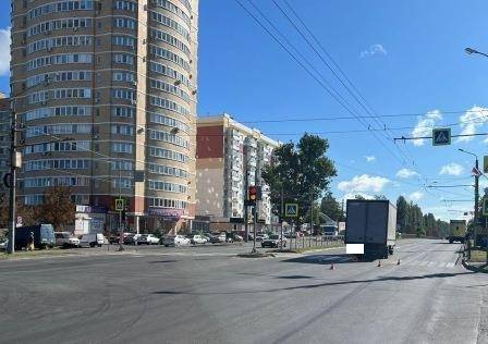 В Брянске водитель «ГАЗели» проехал на «красный» и сбил на переходе 10-летнего мальчика