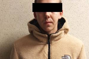 В Новозыбкове задержали 18-летнего курьера мошенников