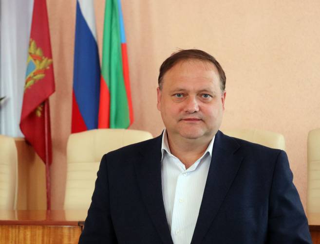 Прокуроры проверят конфликт интересов главврача из Клинцов Зубарева  