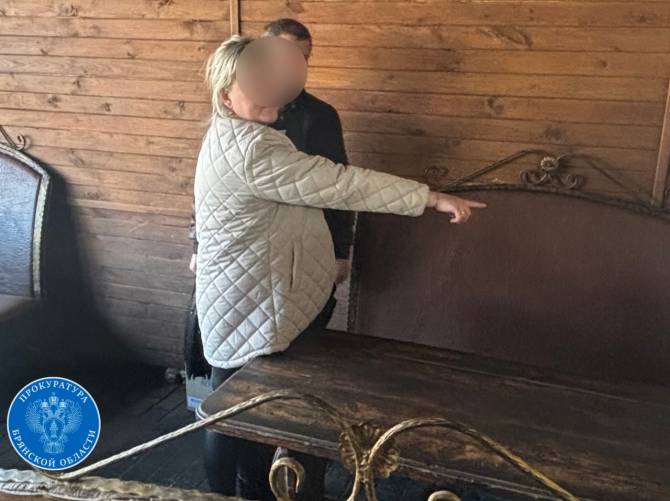 В Унече пьяная дама в кафе изуродовала лицо знакомой разбитой бутылкой